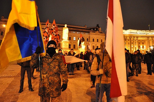 Герои не умирают: в Киеве почтили память Михаила Жизневского (видео)